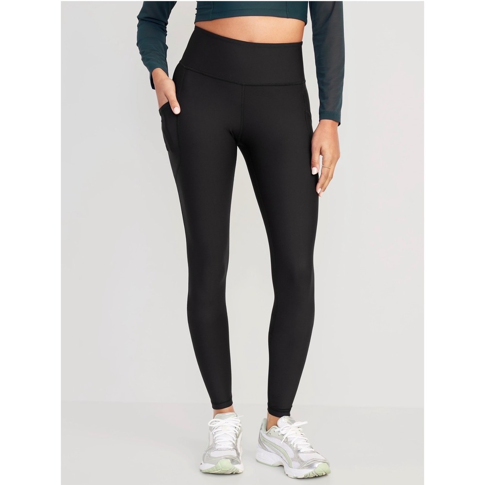 Old Navy Active Powersoft Go-Dry Leggings with Side Pockets Black Size M